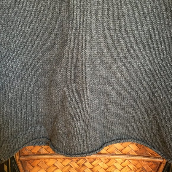 Roots Grey Cable Knit Wool Blend Sweater - Picture 5 of 8